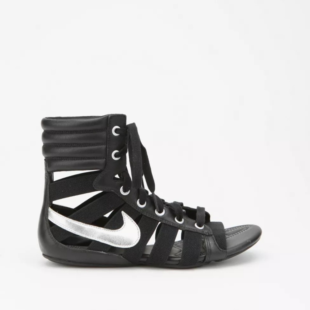 Nike Gladiateur 2 Sandals - Nike Gladiator with Silver Swoosh
